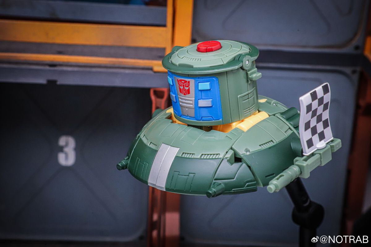 トランスフォーマー レガシー ユナイテッド コスモス Cosmos Deluxe Class | Transformers: Legacy United
